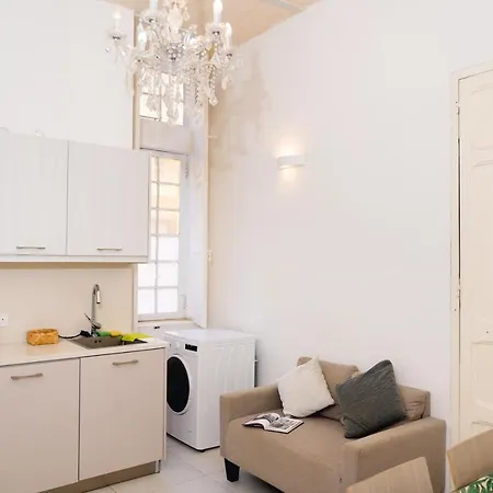 Unique 1 Bedroom In Hearth Of Old Valetta * La Valette