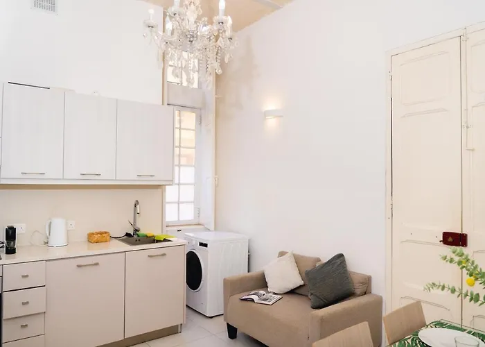 Unique 1 Bedroom In Hearth Of Old Valetta * Valletta